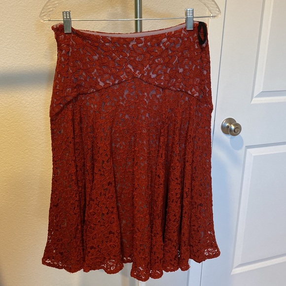 Moulinette Soeurs lace skirt - Picture 2 of 8